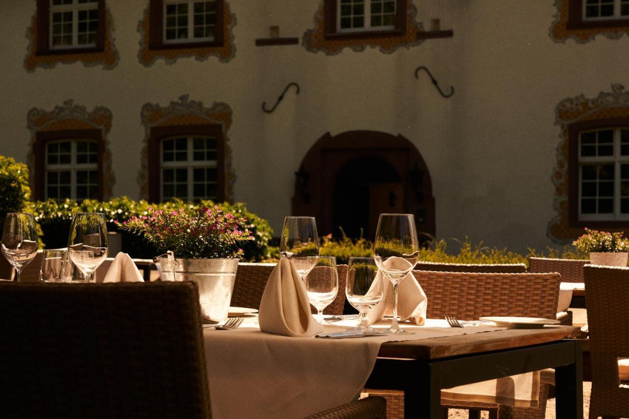 Gaestehaus Am Wasserschloss & Restaurant Wasserschloss Inzlingen Extérieur photo