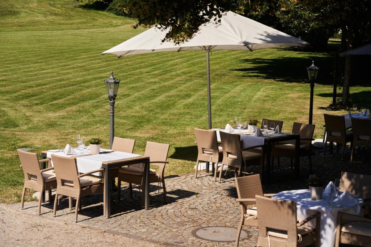 Gaestehaus Am Wasserschloss & Restaurant Wasserschloss Inzlingen Extérieur photo
